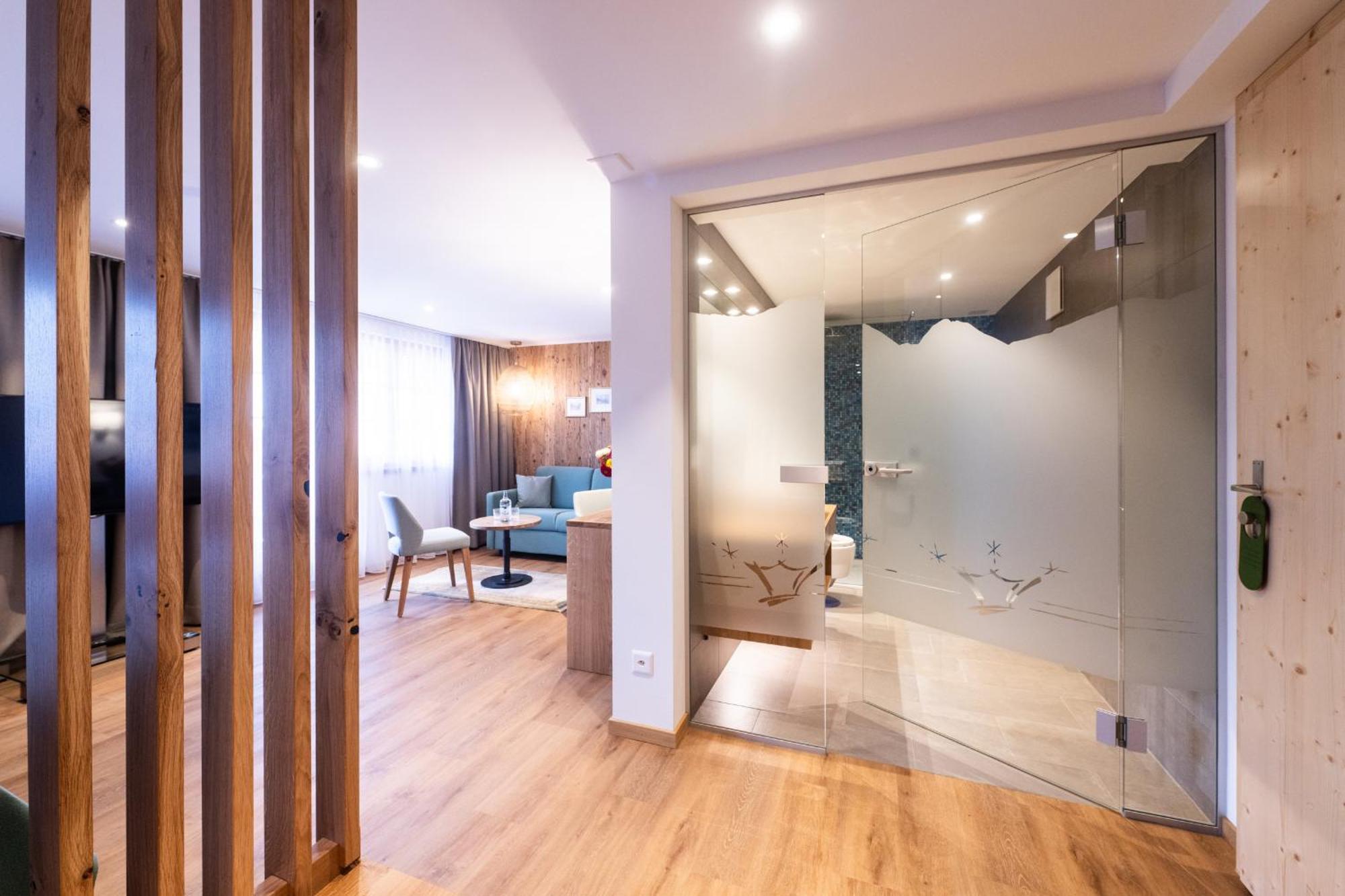 Hotel La Cruna เซดรุน ภายนอก รูปภาพ