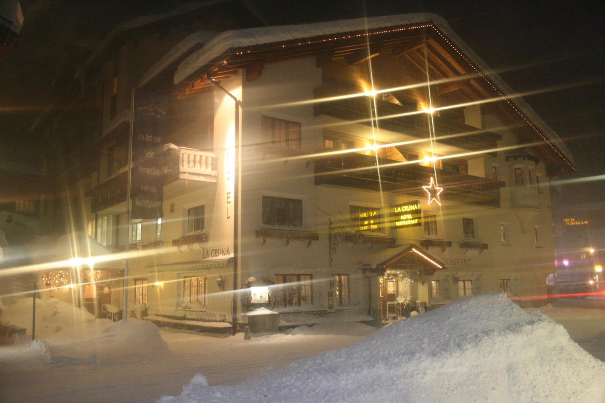 Hotel La Cruna เซดรุน ภายนอก รูปภาพ